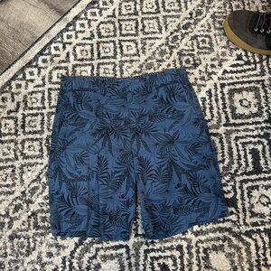 BANANA REPUBLIC SHORT